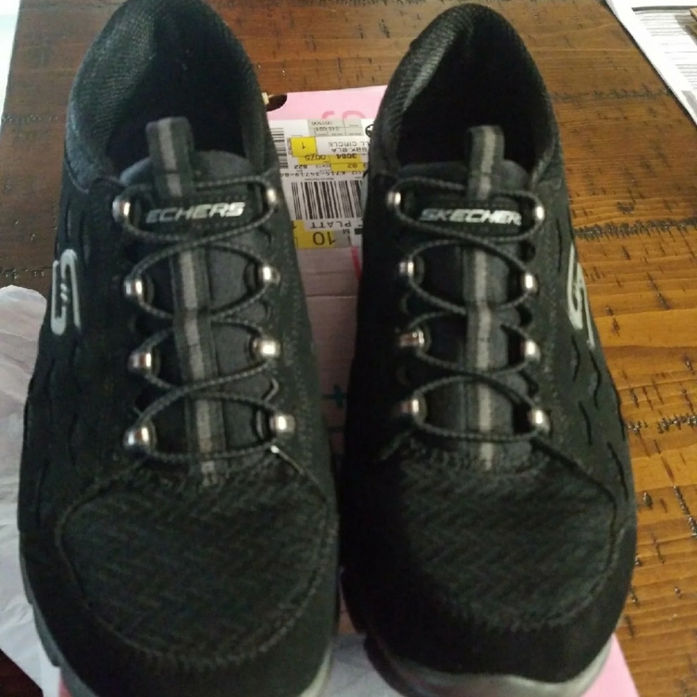 Skechers Full Circle